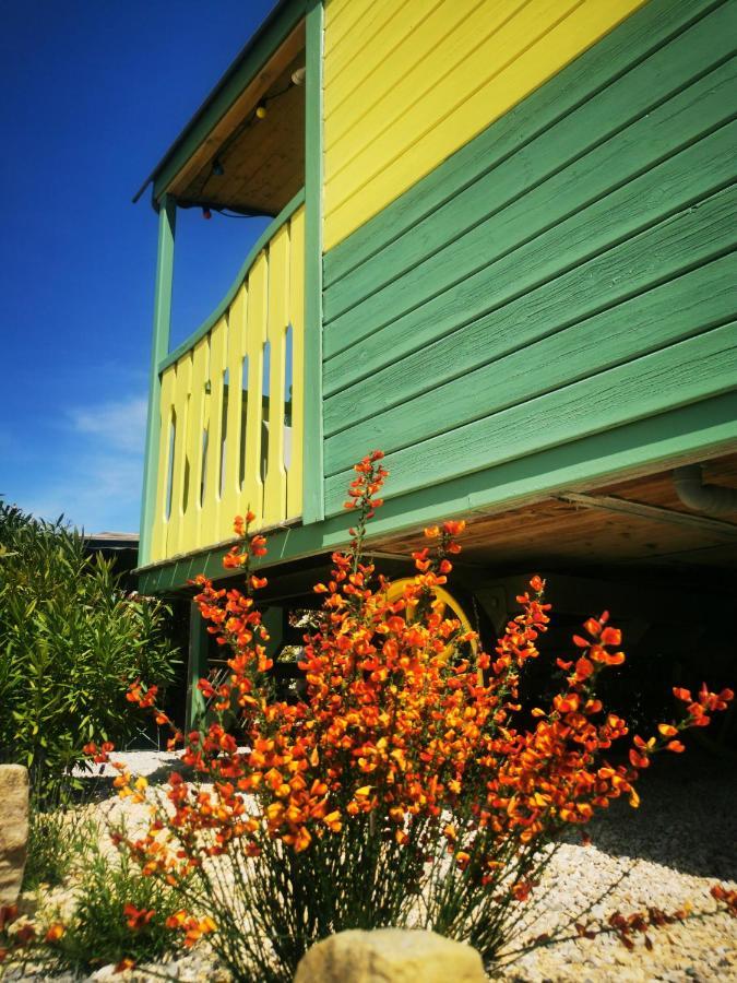 Roulotte De La Villa Font Vive - Tout Equipee, Tout Confort, Situation Ideale Sud Ardeche Grospierres Exterior foto